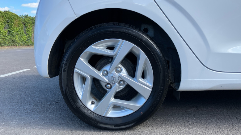 Hyundai i10 1.0 MPi SE Connect 5dr Petrol Hatchback